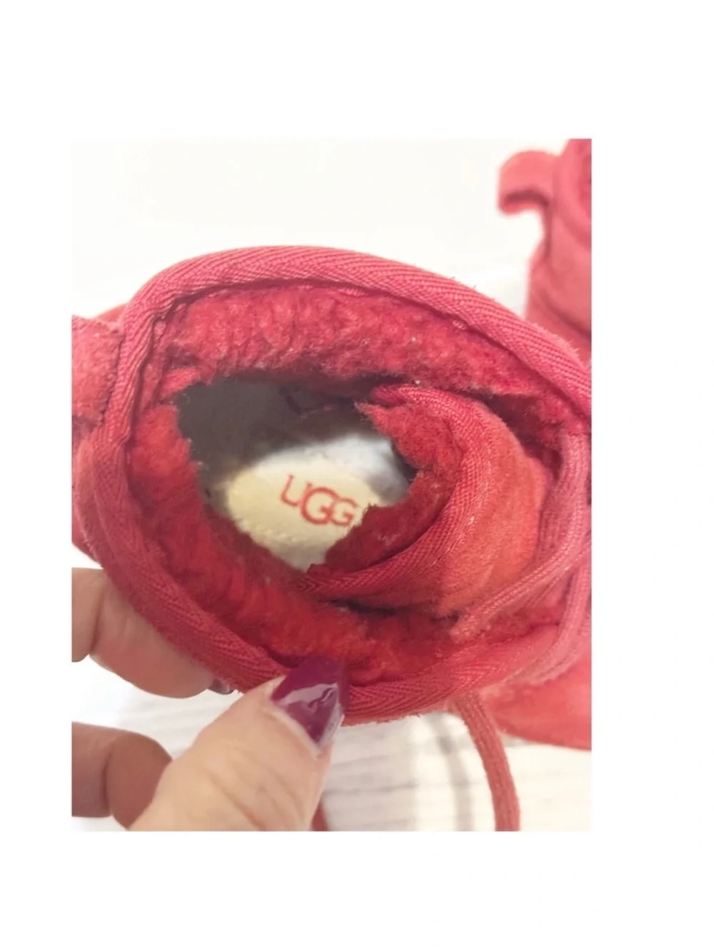 UGG Toddlers Neumel Boot Red Suede Size: 2